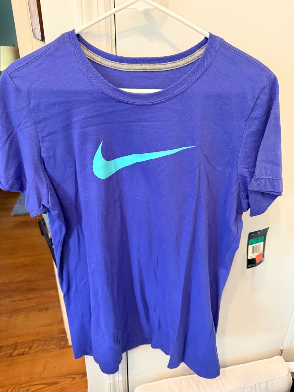 Nike Women’s XL Slim Fit Royal Purple Tee with Teal Swoosh